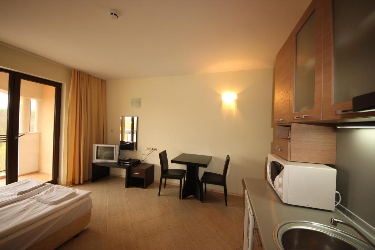 Menada Nestinarka Apartments Царево Екстер'єр фото